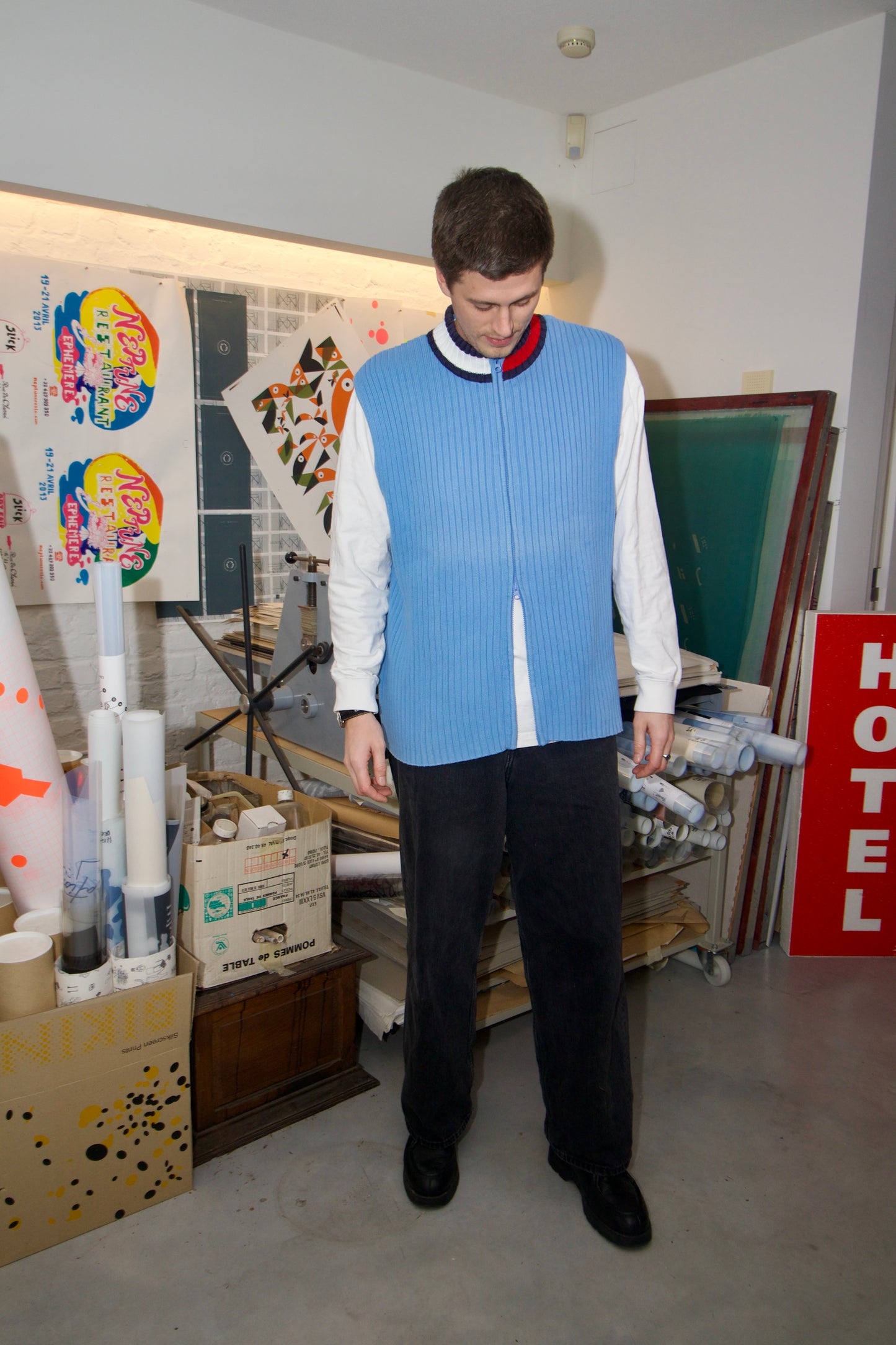 Tommy Hilfiger sleeveless zip pullover blue 2XL